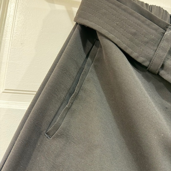 Quince Stretch Crepe Paperbag Pants, Black, Size 12 - Picture 8 of 13